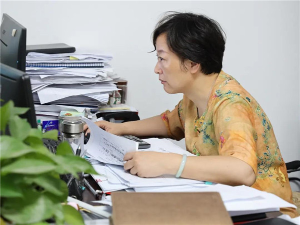 全市優(yōu)秀黨務(wù)工作者涂春珍：巾幗何須讓須眉，敢同日月?tīng)?zhēng)光輝