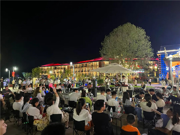 興商貿(mào) 促消費 惠民生！景德鎮(zhèn)這里的夜市很火爆！