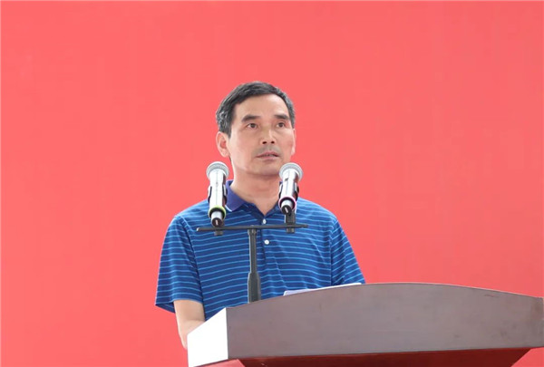 決戰(zhàn)三十天收官 昌南新區(qū)、城投集團(tuán)舉行透光陶瓷項(xiàng)目誓師大會(huì)