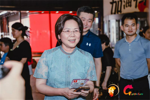 昌南新區(qū)+城投集團(tuán) 參加2022“紅土情深·嘉游贛”（長(zhǎng)沙）旅游推介活動(dòng)